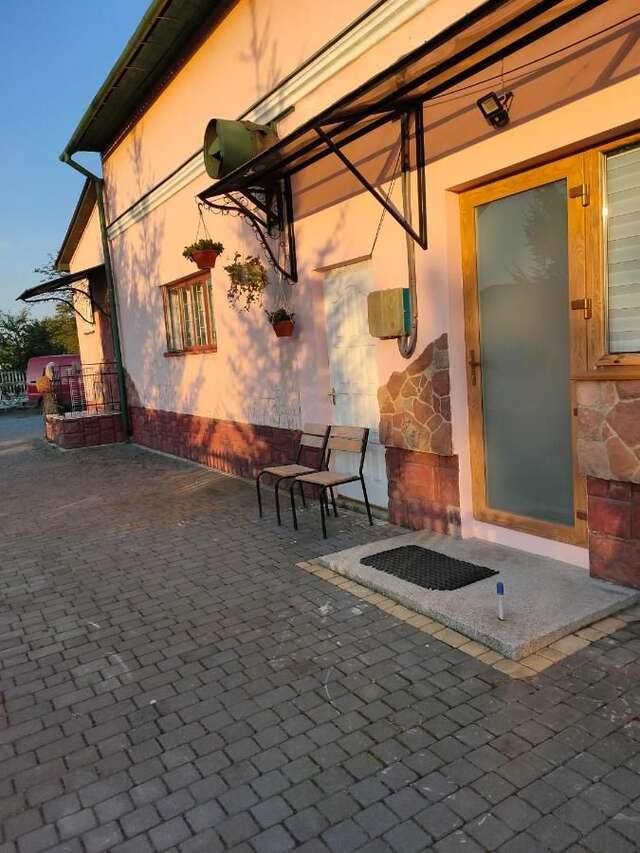 Отель Делікатеси мотель -бар Rava-Rusʼka-5